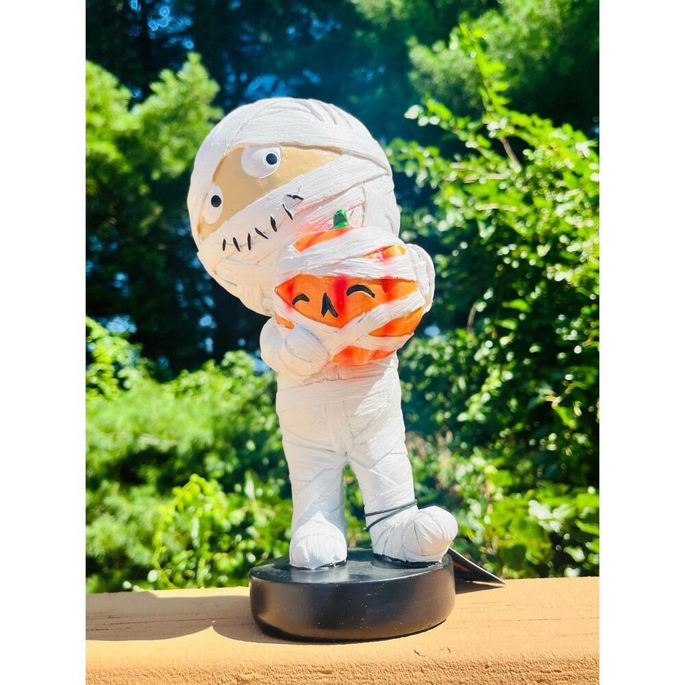 Max the Mummy Halloween Resin Statue 10.5” Pumpkin Decor NWT